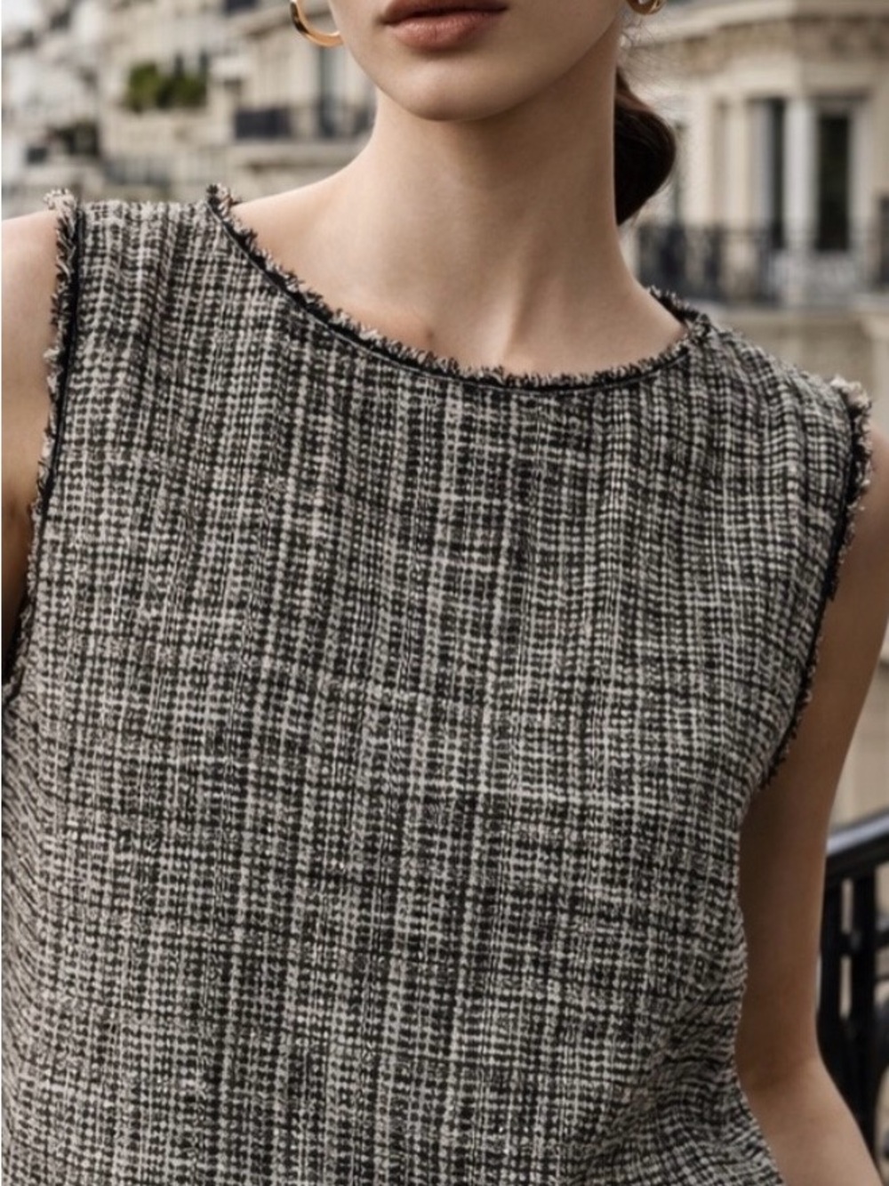 Max Studio Black & Cream Textured Tweed Sleeveless Shell